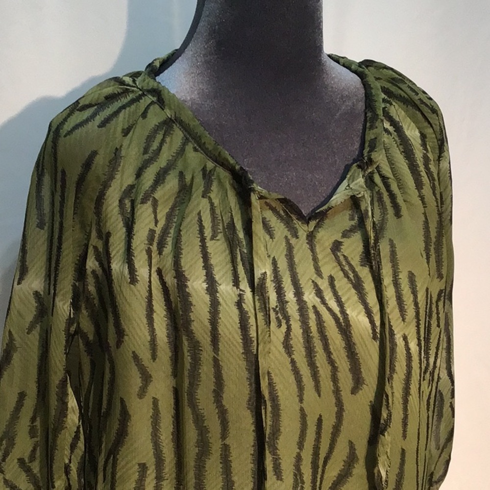 Mahek BOHO sheer gauzy blouse size medium